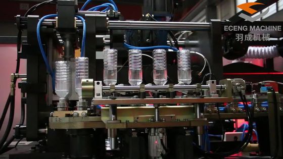 Φυσώντας μηχανή 220V 50HZ μπουκαλιών της PET προσχηματισμών παραγωγής 6000BPH