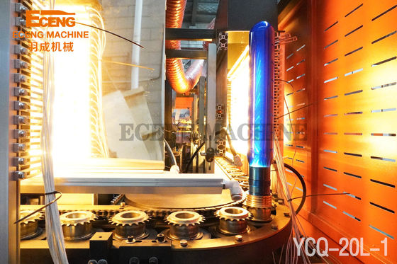 300bph αυτόματη μηχανή 5.2*2.0*2.0m σχηματοποίησης χτυπήματος της PET 5 γαλονιού