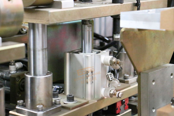 5000ml πλαστική φυσώντας μηχανή 3 φάση 220V μπουκαλιών της PET