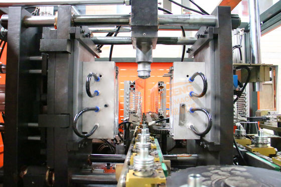 5000ml πλαστική φυσώντας μηχανή 3 φάση 220V μπουκαλιών της PET
